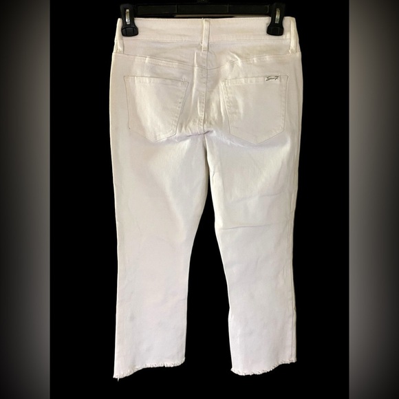 Seven7-NWT Size 6 white jeans w/ rhinestones. Be the Queen Bee! New with tags! - Picture 5 of 17